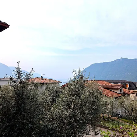 Iseo Terrace Apartment
