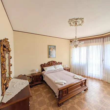 Iseo Terrace Apartment *